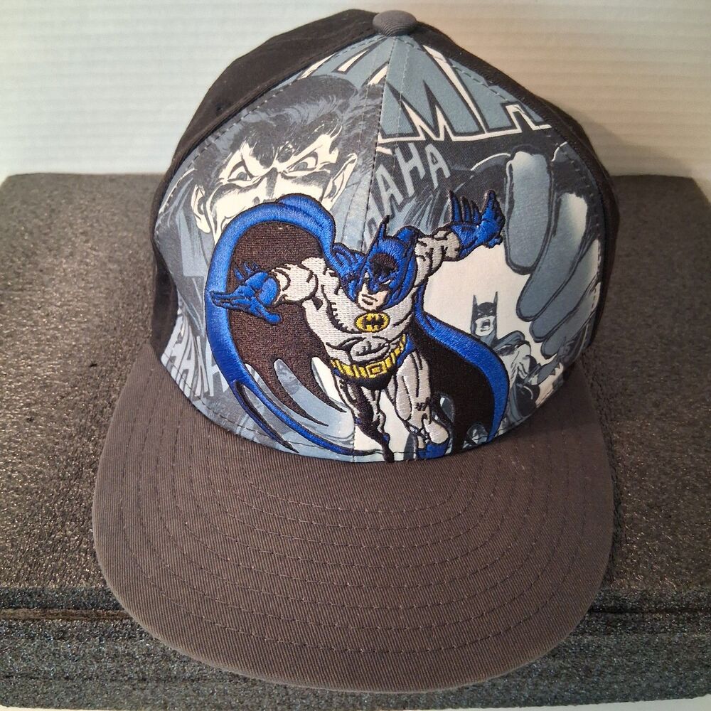 New Era Batman Comic SuperHero Snapback Hat Mens Medium Large M/L Embroidered